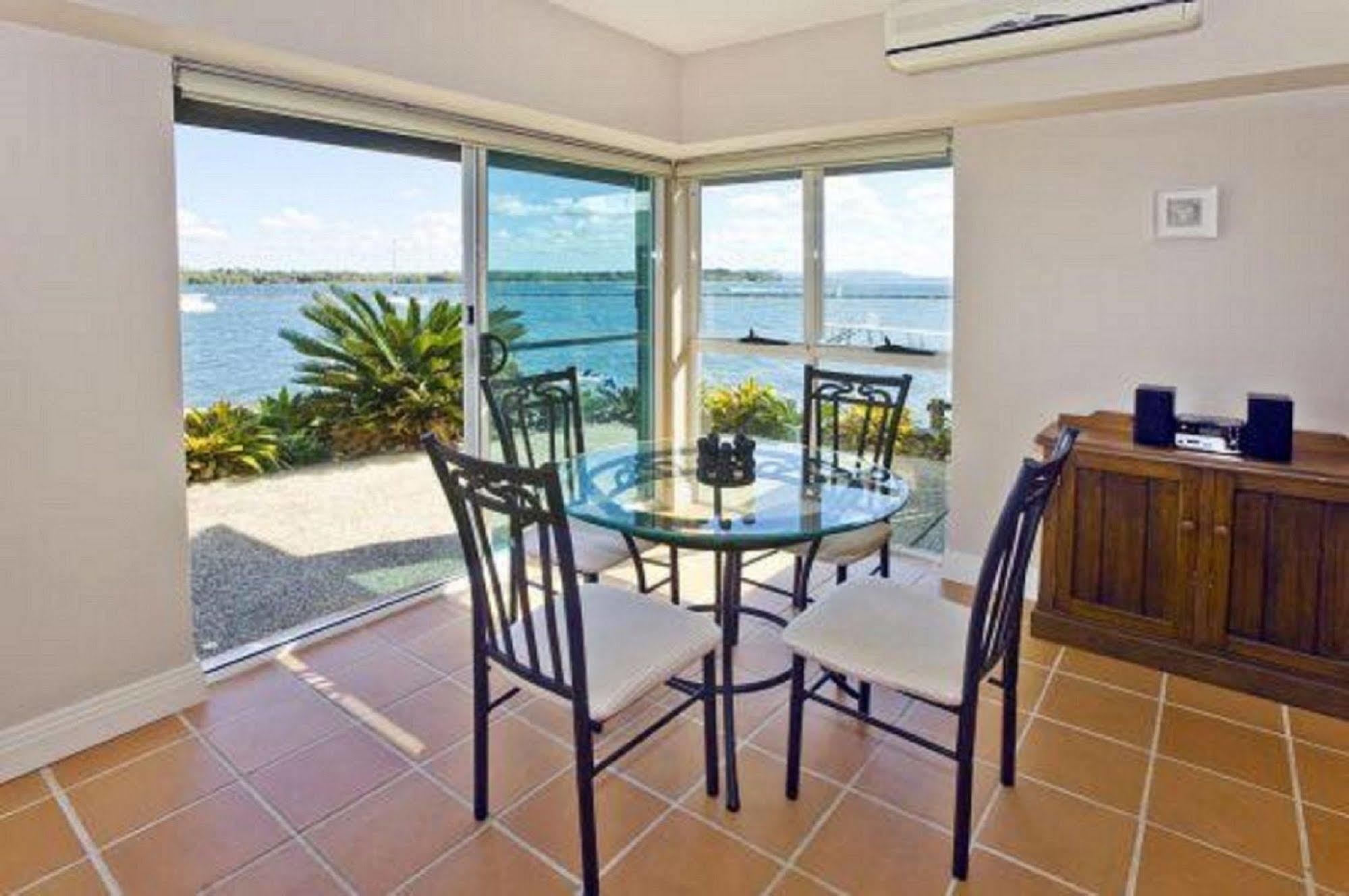 Iluka Motel Bagian luar foto